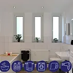 Апартаменты Modern Und Ruhig, Mit Garage & Ps4, Nahe Messe, Rue Und Uniklinik, Voll Ausgestattete Kueche, Bad Mit Dusche Und Badewanne *